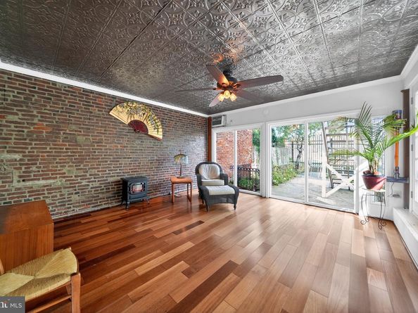 254 N Lawrence Street, Philadelphia PA 19106