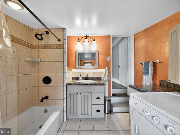 254 N Lawrence Street, Philadelphia PA 19106