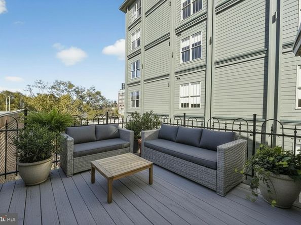 254 N Lawrence Street, Philadelphia PA 19106