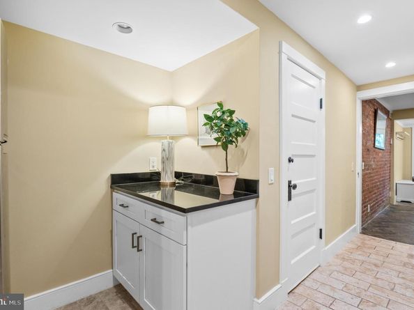 3762 Benton Street NW, Washington DC 20007
