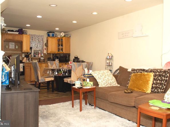 5522 Linmore Avenue, Philadelphia PA 19143