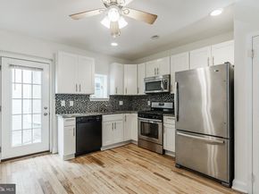 904 S 6TH Street, Philadelphia PA 19147