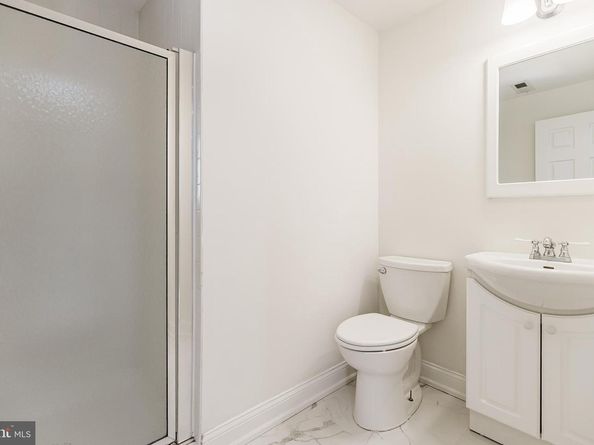 904 S 6TH Street, Philadelphia PA 19147