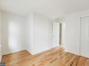 904 S 6TH Street, Philadelphia PA 19147