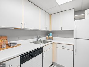 1341 East Capitol Street SE 302, Washington DC 20003