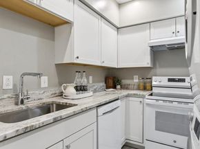 406 15TH Street SE, Washington DC 20003
