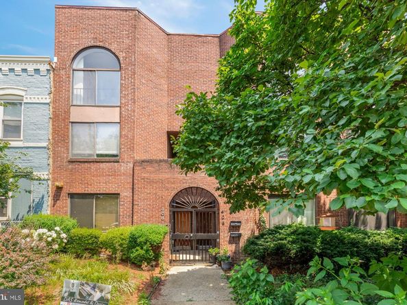 406 15TH Street SE, Washington DC 20003