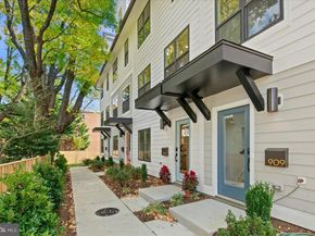 911 N Irving Street, Arlington VA 22201