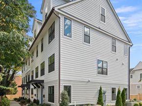 911 N Irving Street, Arlington VA 22201