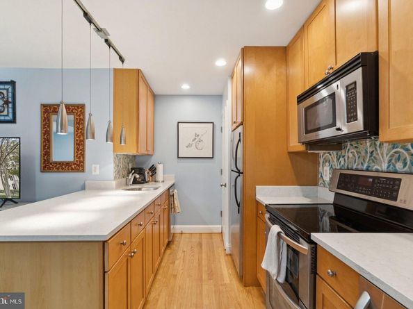1701 16TH Street NW 422, Washington DC 20009