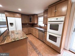 114 Nursery Avenue, Levittown PA 19057