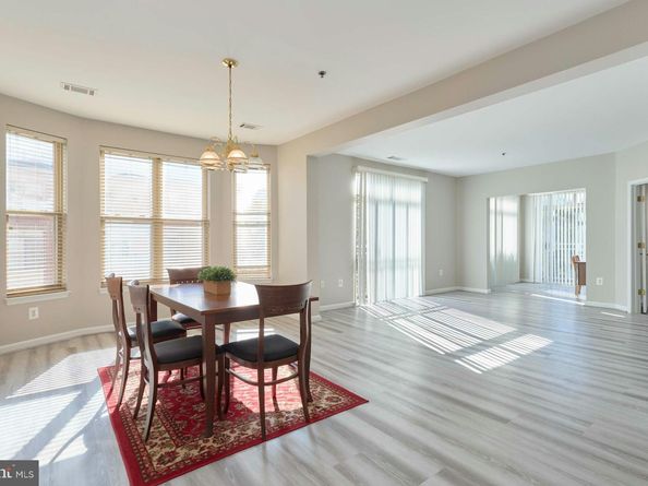1851 Stratford Park Place 212, Reston VA 20190