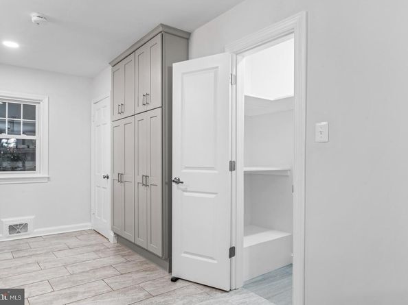 6616 Kirby Court, Falls Church VA 22043