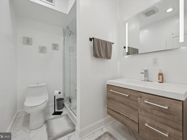 1422 S 18TH Street, Philadelphia PA 19146