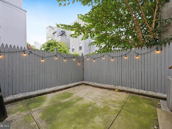 1422 S 18TH Street, Philadelphia PA 19146