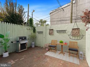 2214 Almond Street, Philadelphia PA 19125