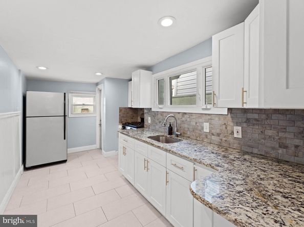 2214 Almond Street, Philadelphia PA 19125