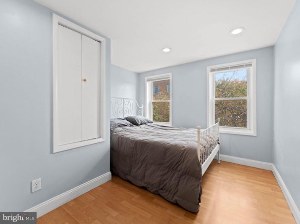 2214 Almond Street, Philadelphia PA 19125