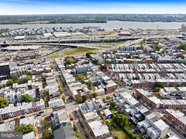 2214 Almond Street, Philadelphia PA 19125