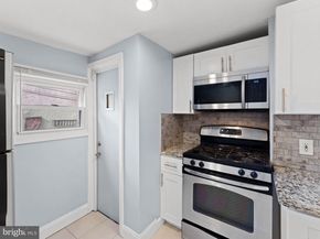 2214 Almond Street, Philadelphia PA 19125