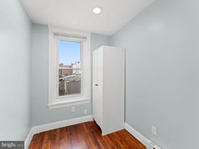 2214 Almond Street, Philadelphia PA 19125