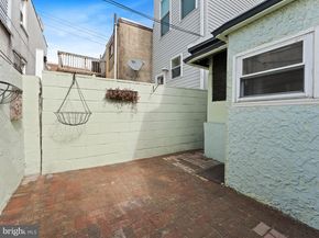 2214 Almond Street, Philadelphia PA 19125