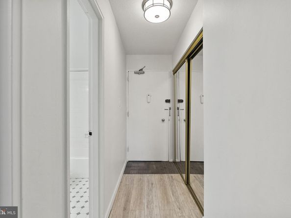 4600 S Four Mile Run Drive S 139, Arlington VA 22204