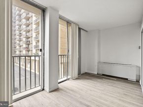 4600 S Four Mile Run Drive S 139, Arlington VA 22204