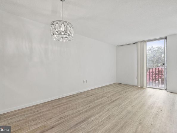 4600 S Four Mile Run Drive S 139, Arlington VA 22204