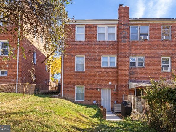 2421 18TH Place SE, Washington DC 20020
