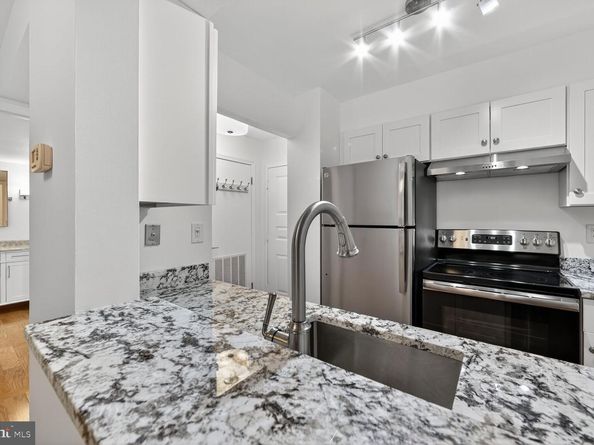 2100 Langston Boulevard 339, Arlington VA 22201