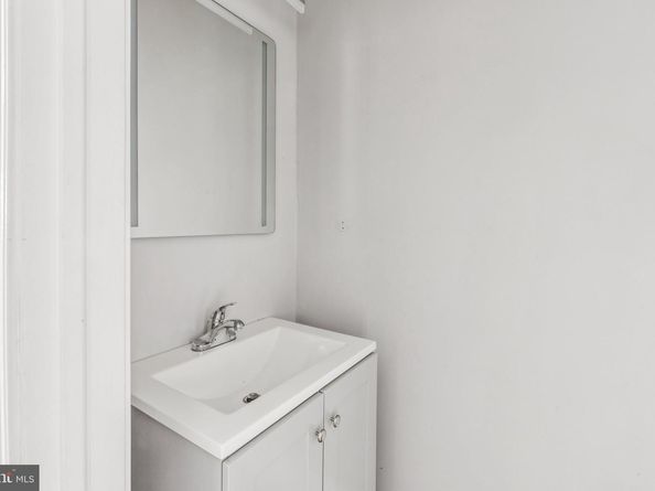 1632 N Dover Street, Philadelphia PA 19121