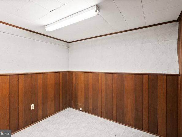 1412 Patrick Circle SW, Vienna VA 22180