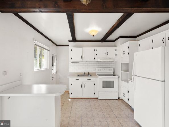 1412 Patrick Circle SW, Vienna VA 22180