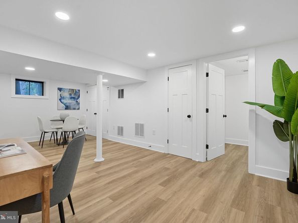 492 N Latham Street, Alexandria VA 22304