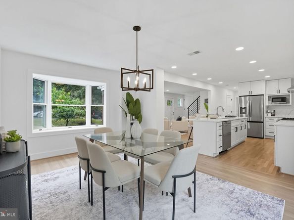 492 N Latham Street, Alexandria VA 22304