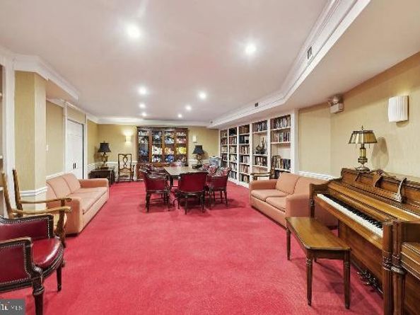 3001 Veazey Terrace NW 703, Washington DC 20008