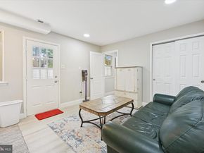 9312 Voits, Philadelphia PA 19115