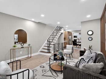 325 Roseberry Street