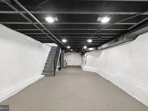 325 Roseberry Street, Philadelphia PA 19148