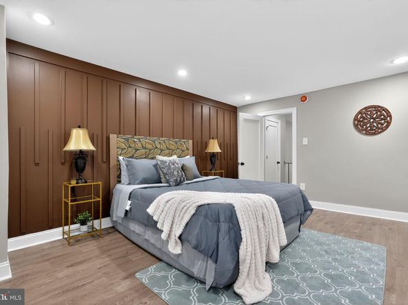 325 Roseberry Street, Philadelphia PA 19148