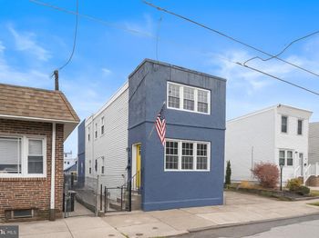 4627 Edgemont Street