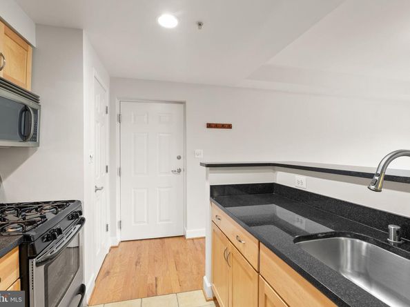 231 N Thomas Street 105, Arlington VA 22203