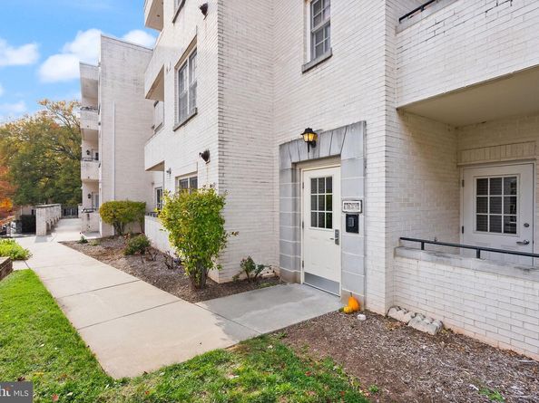 231 N Thomas Street 105, Arlington VA 22203