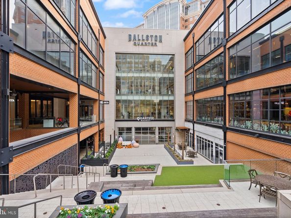 231 N Thomas Street 105, Arlington VA 22203