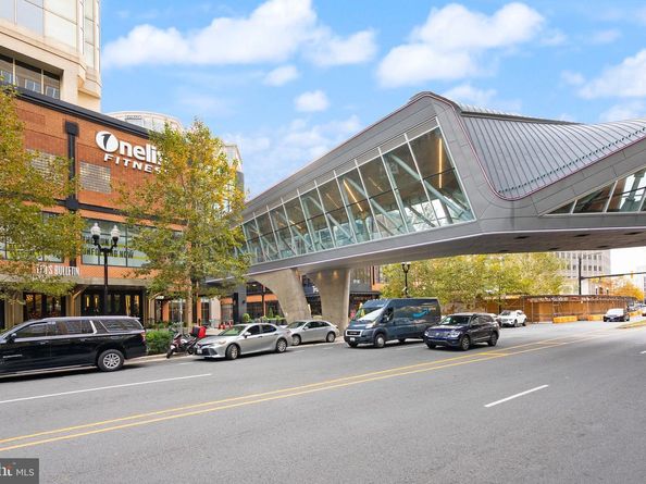 231 N Thomas Street 105, Arlington VA 22203