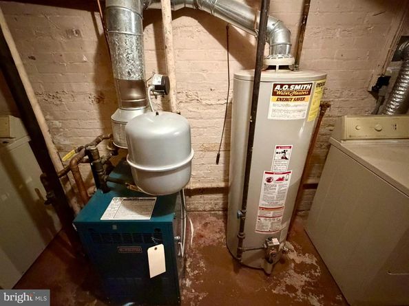 615 Powhatan Place NW, Washington DC 20011