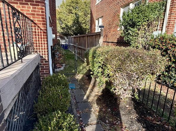 615 Powhatan Place NW, Washington DC 20011