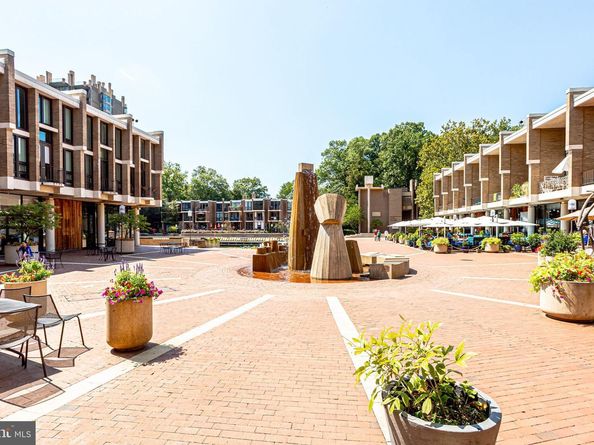 11400 Washington Plaza W 103, Reston VA 20190