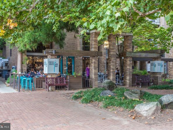 11400 Washington Plaza W 103, Reston VA 20190